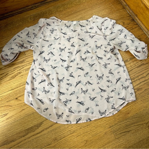 TORRID | Sheer Pink Chiffon Bird Print Henley Blouse - Picture 11 of 15